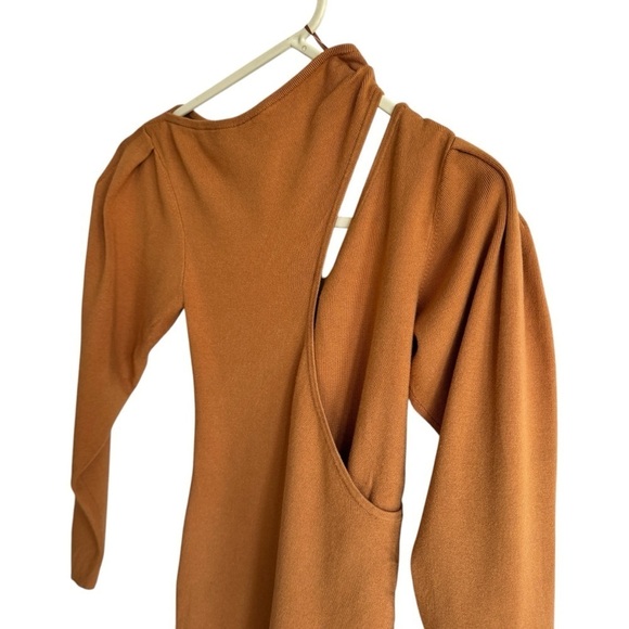 A.L.C. Addison Top in Cashew, Size S - Picture 6 of 10